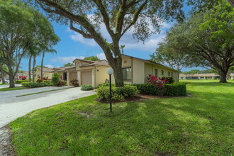 8244 Whispering Palm Dr in Boca Raton, FL - Building Photo - Building Photo