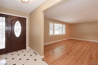 101 Britain Rd in Fayetteville, NY - Building Photo - Building Photo