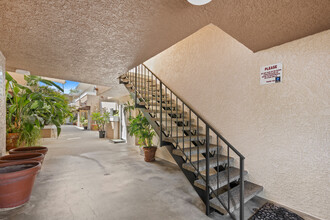 7013 Haskell Ave in Van Nuys, CA - Building Photo - Building Photo