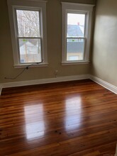 1076 Dixwell Ave in Hamden, CT - Building Photo - Building Photo