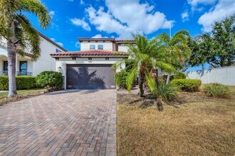 6104 Champions Row St in Bradenton, FL - Building Photo - Building Photo