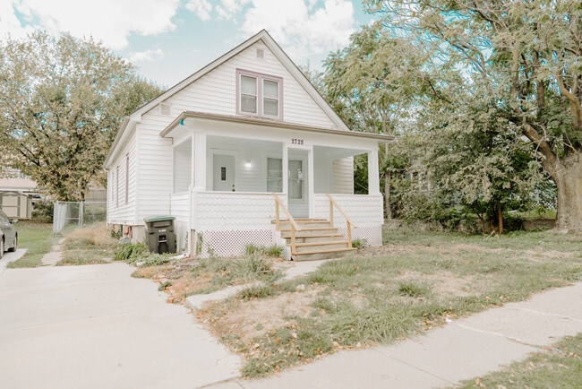 property at 2728 N 65th Ave