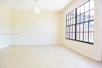 9481 NW 39th Pl in Sunrise, FL - Building Photo - Building Photo