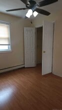 33 Trowel St in Bridgeport, CT - Building Photo - Building Photo