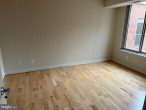 7500 Woodmont Ave in Bethesda, MD - Building Photo - Building Photo