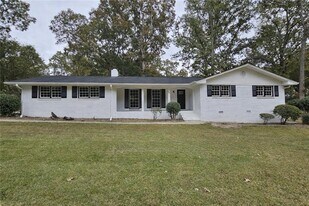 999 Braselton Hwy in Lawrenceville, GA - Building Photo