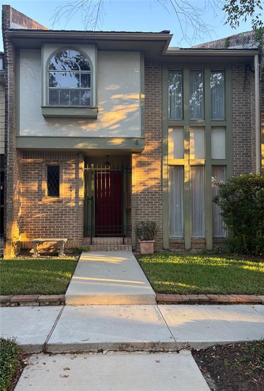 property at 4537 Acacia St