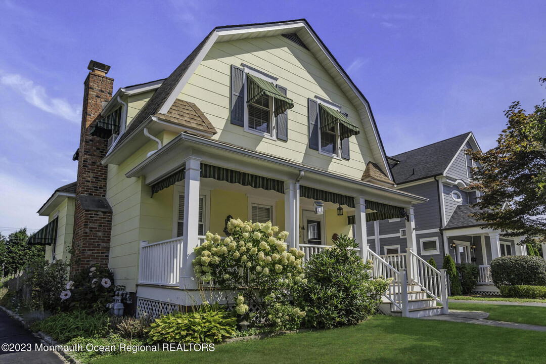 502 St Clair Ave in Spring Lake, NJ - Building Photo