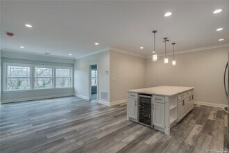 110 New York Ave in Halesite, NY - Building Photo - Building Photo