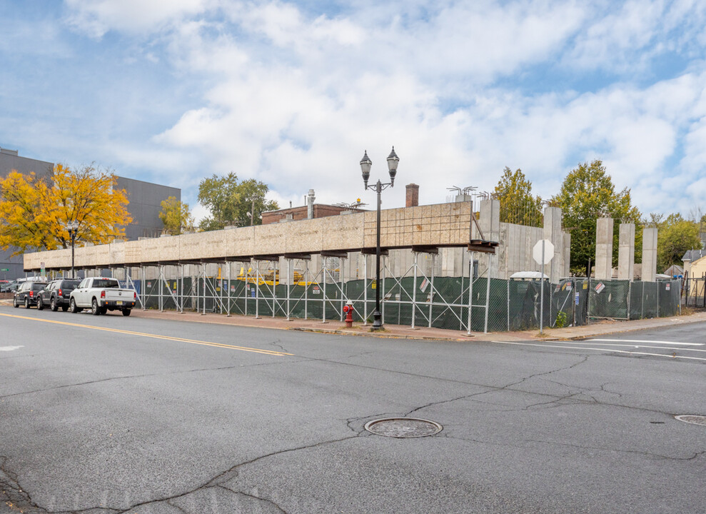 Meridia Bound Brook in Bound Brook, NJ - Building Photo