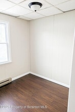 833 George St in Throop, PA - Building Photo - Building Photo