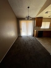 4204 Cyclone Dr in Bakersfield, CA - Building Photo - Building Photo