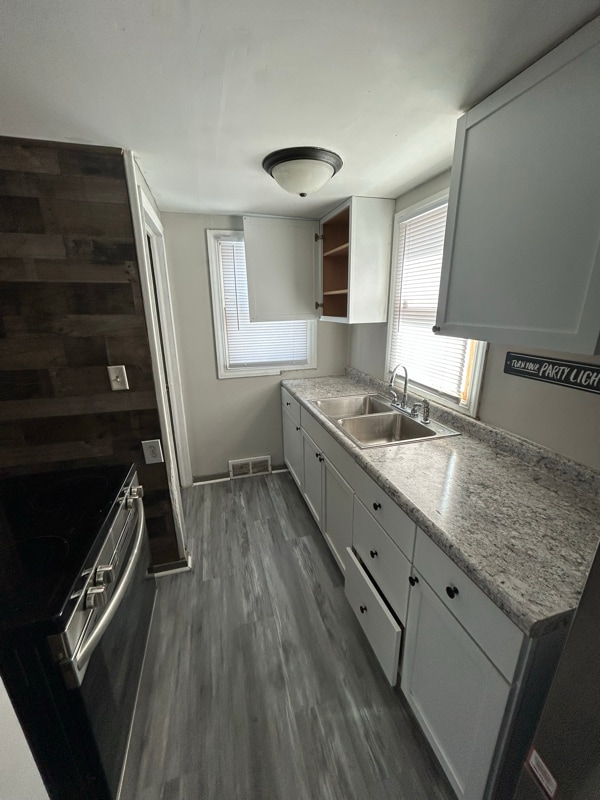 35 5th Ave NE in Titonka, IA - Building Photo - Building Photo