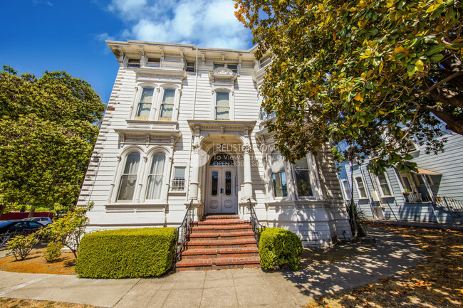 604 E 17th St in Oakland, CA - Building Photo - Building Photo