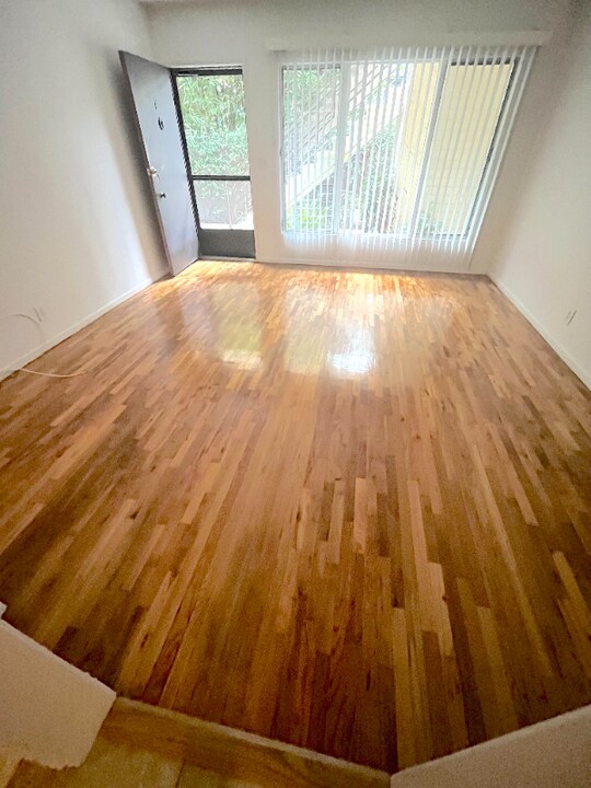 807 3rd St, Unit D in Santa Monica, CA - Building Photo