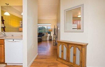 400 N Richmond St, Unit #311 in Appleton, WI - Foto de edificio - Building Photo