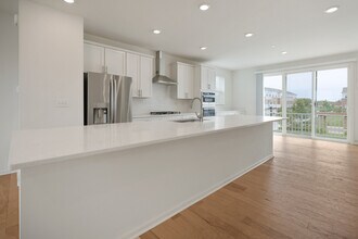 2912 Reflection Dr in Naperville, IL - Building Photo - Building Photo