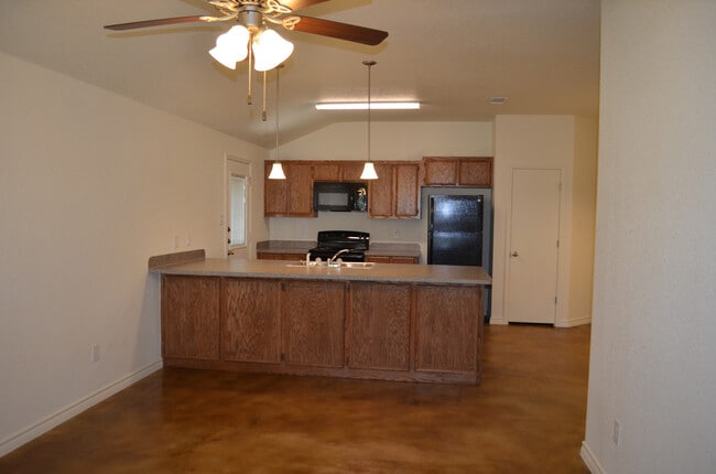 914 Maplewood Dr in Harker Heights, TX - Building Photo - Building Photo