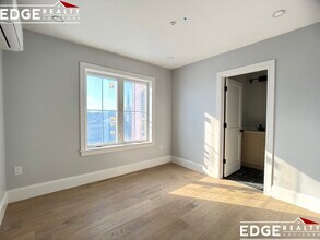 339 Market St, Unit 5F-4 in Boston, MA - Building Photo - Building Photo