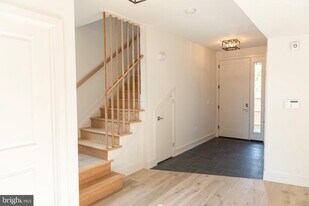 37 Oakland St in Princeton, NJ - Building Photo