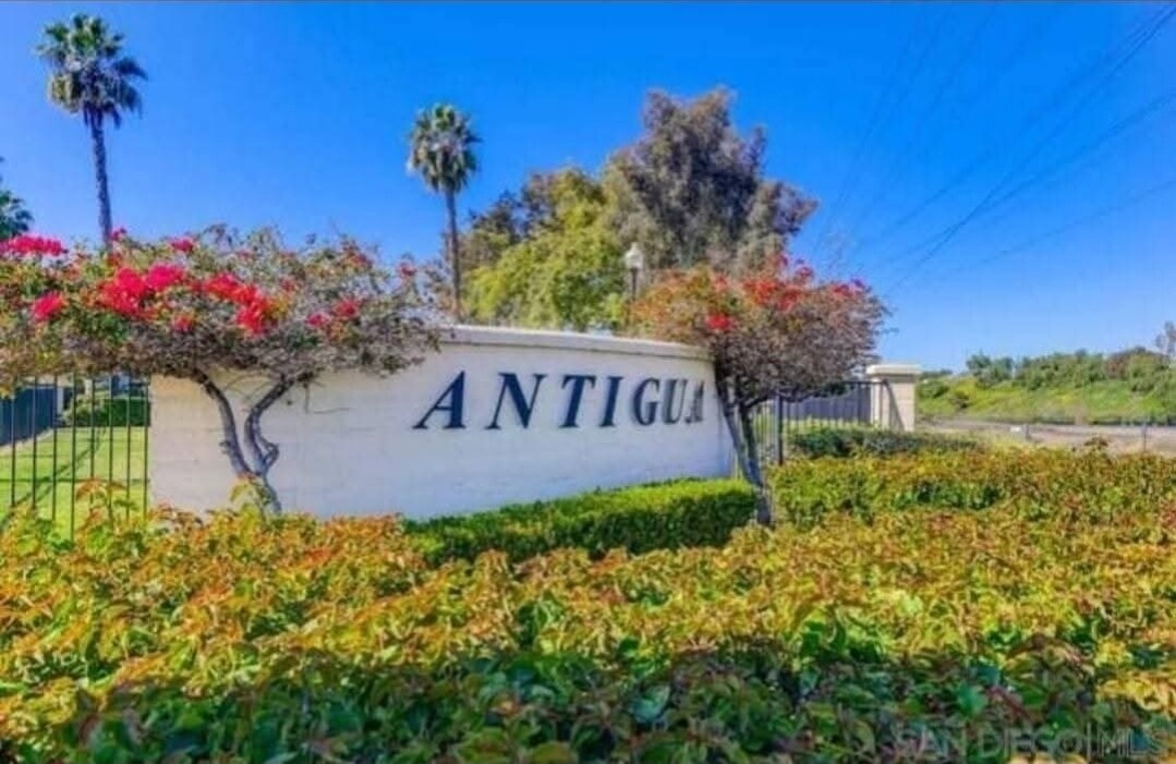 1217 Aruba Cove in Chula Vista, CA - Building Photo
