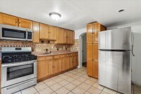 1225 N Howard St - 6