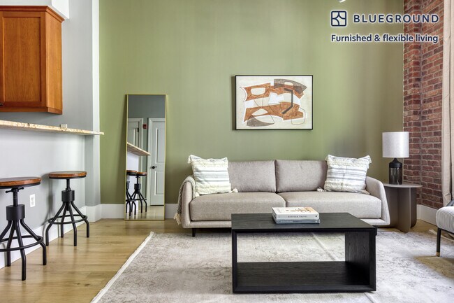 100 Paterson Plank Rd-Unit -FL4-ID784 in Jersey City, NJ - Building Photo - Building Photo