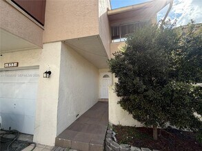 853 NW 81st Terrace in Plantation, FL - Building Photo - Building Photo