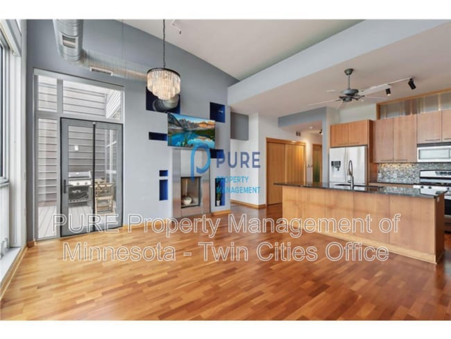 property at 1211 Lagoon Ave