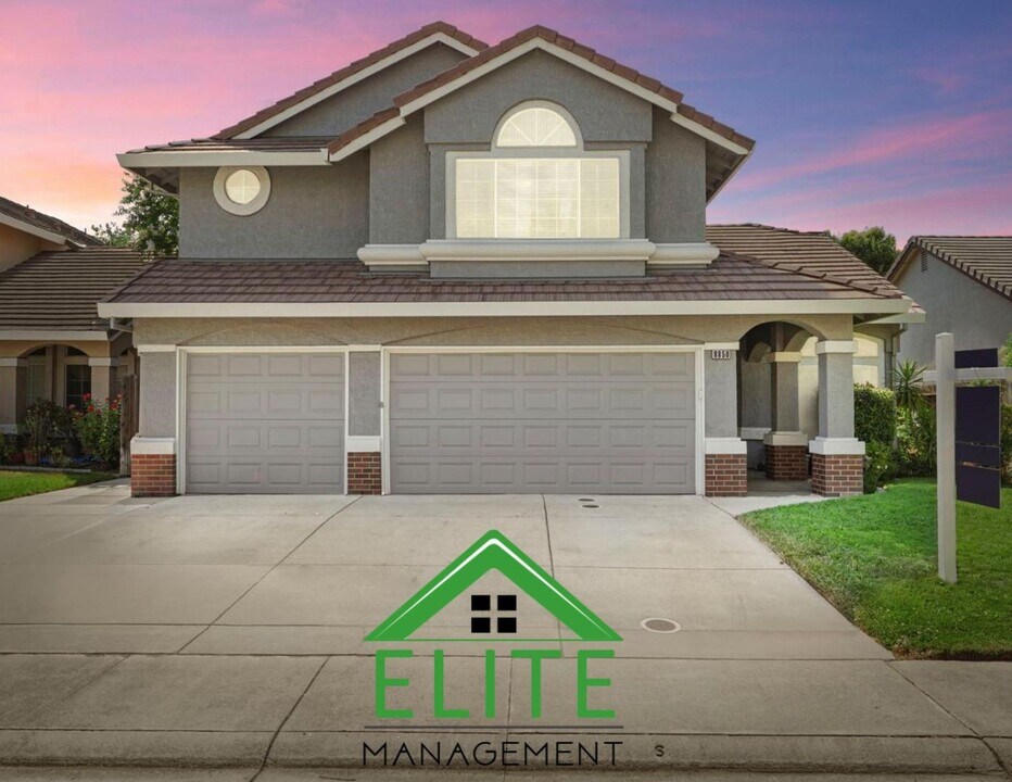 8850 Statira Ct in Elk Grove, CA - Building Photo