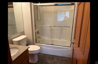 16649 Oak Park Ave in Tinley Park, IL - Building Photo - Building Photo