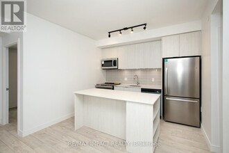 174 Clonmore Dr in Toronto, ON - Building Photo - Building Photo