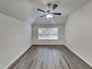 6830 Atasca Creek Dr in Humble, TX - Building Photo - Building Photo