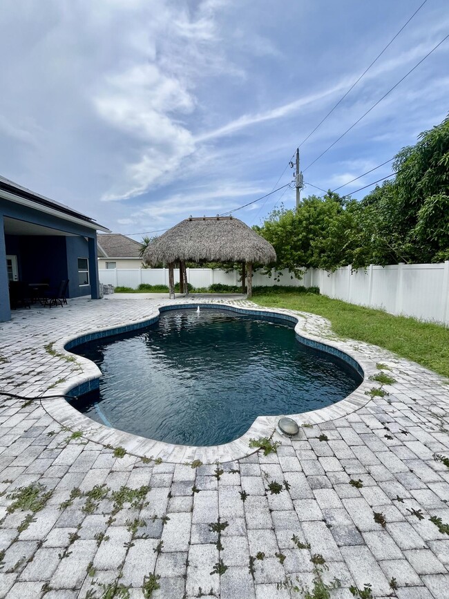 property at 3849 SW McKim St