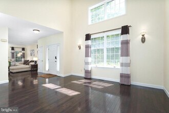 22 Stonewall Cir in Princeton, NJ - Building Photo - Building Photo