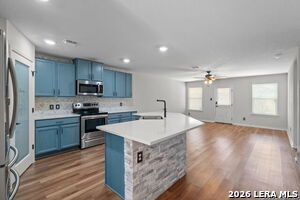 2819 Davis Trce in San Antonio, TX - Building Photo - Building Photo