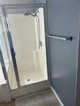 521 Island Breeze Ln, Unit Furnished studio with uti in San Diego, CA - Building Photo - Building Photo