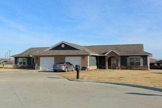 Timbercreek Apartments in Muskogee, OK - Building Photo - Building Photo