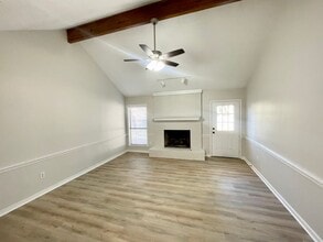 104 Sara Dr in Brandon, MS - Building Photo - Building Photo