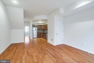 1240 S 17th St, Unit B in Philadelphia, PA - Building Photo - Building Photo