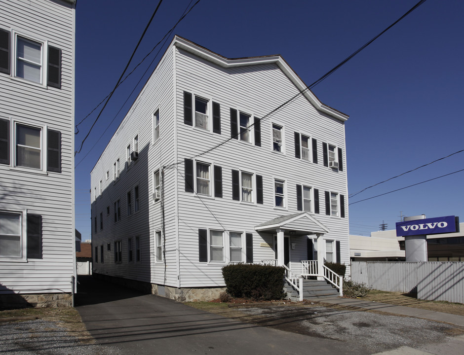 117 Myrtle Ave in Stamford, CT - Building Photo