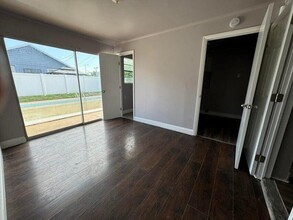 611 53rd St in West Palm Beach, FL - Building Photo - Building Photo