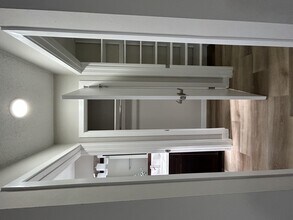 Oxnard Terrace in Van Nuys, CA - Foto de edificio - Building Photo
