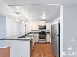 6131 Rancho Mission Rd in San Diego, CA - Building Photo - Building Photo