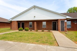 The Oakley at Spring Creek in Tuscumbia, AL - Building Photo - Building Photo