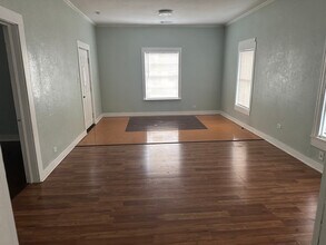 138 Morrill Ave in San Antonio, TX - Building Photo - Building Photo