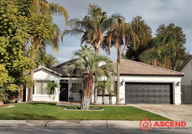 property at 5500 Cove Ct