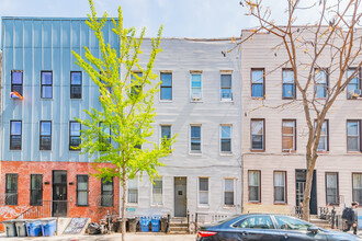 1114 Willoughby Ave in Brooklyn, NY - Building Photo - Primary Photo