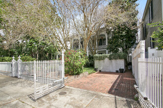 1427 Saint Mary St in New Orleans, LA - Building Photo - Building Photo