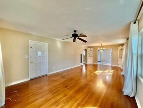 301 N Madison Ave in Clearwater, FL - Building Photo - Building Photo